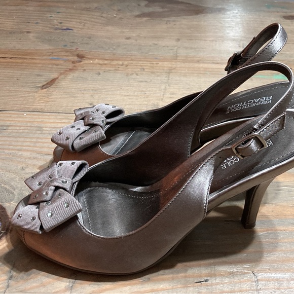 Pewter Slingback Kenneth Cole Reaction heels 8M - Picture 3 of 4